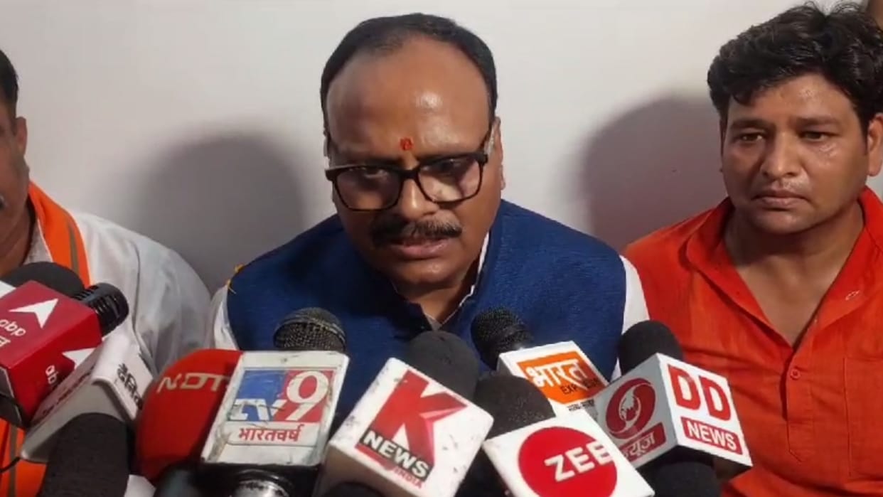 Deputy CM Brajesh Patahak speaks on opposition alliance india in Barabanki.