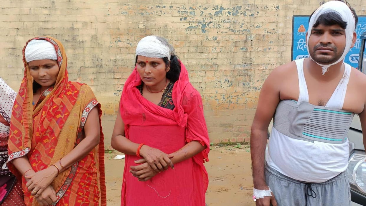 Entered house and beat four people in gorakhpur