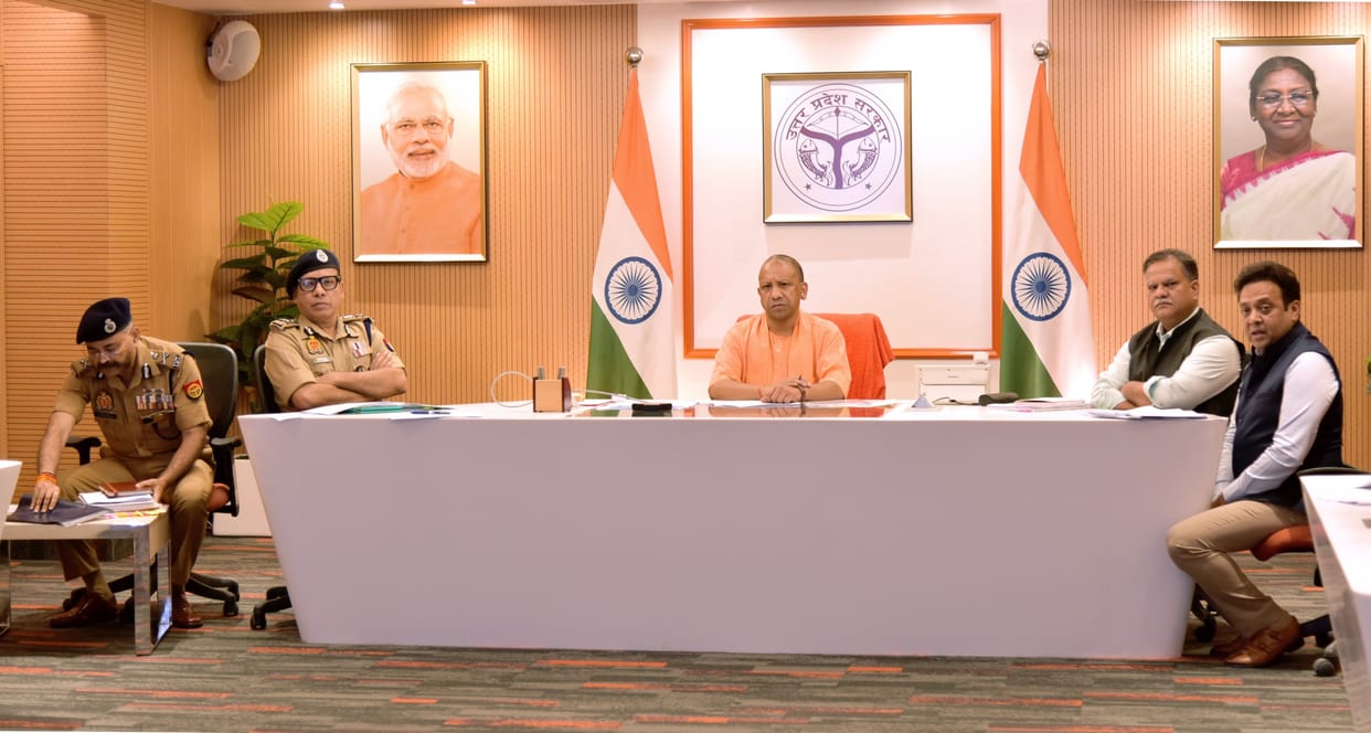 UP: Apart from the women police station in every district, there will be another woman police station head