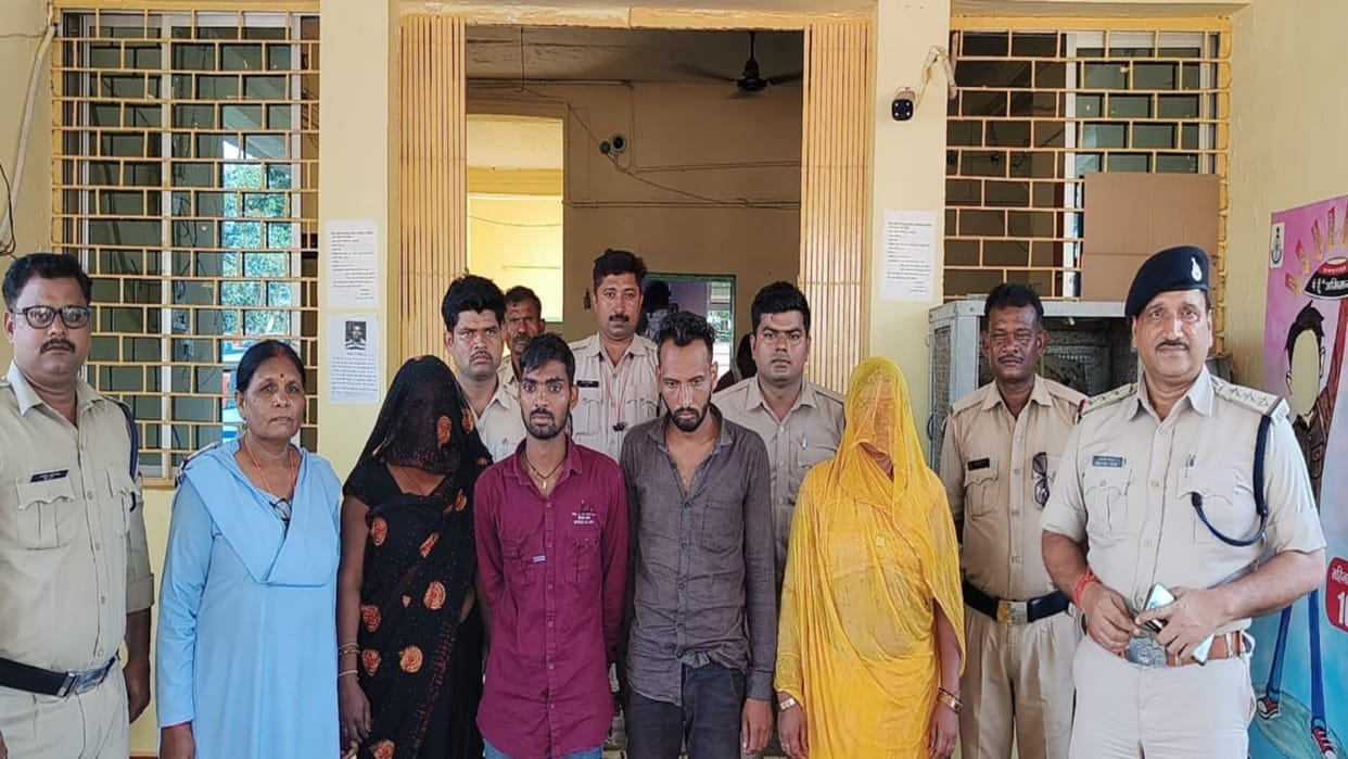 MP Crime 15 year old girl kidnapped and sold for Rs 62 thousand buyer raped her for several days