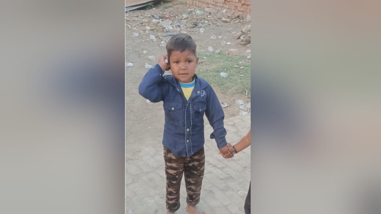 A baby child and woman died in truck accident in Sonipat, sad atmosphere in village of Baghpat