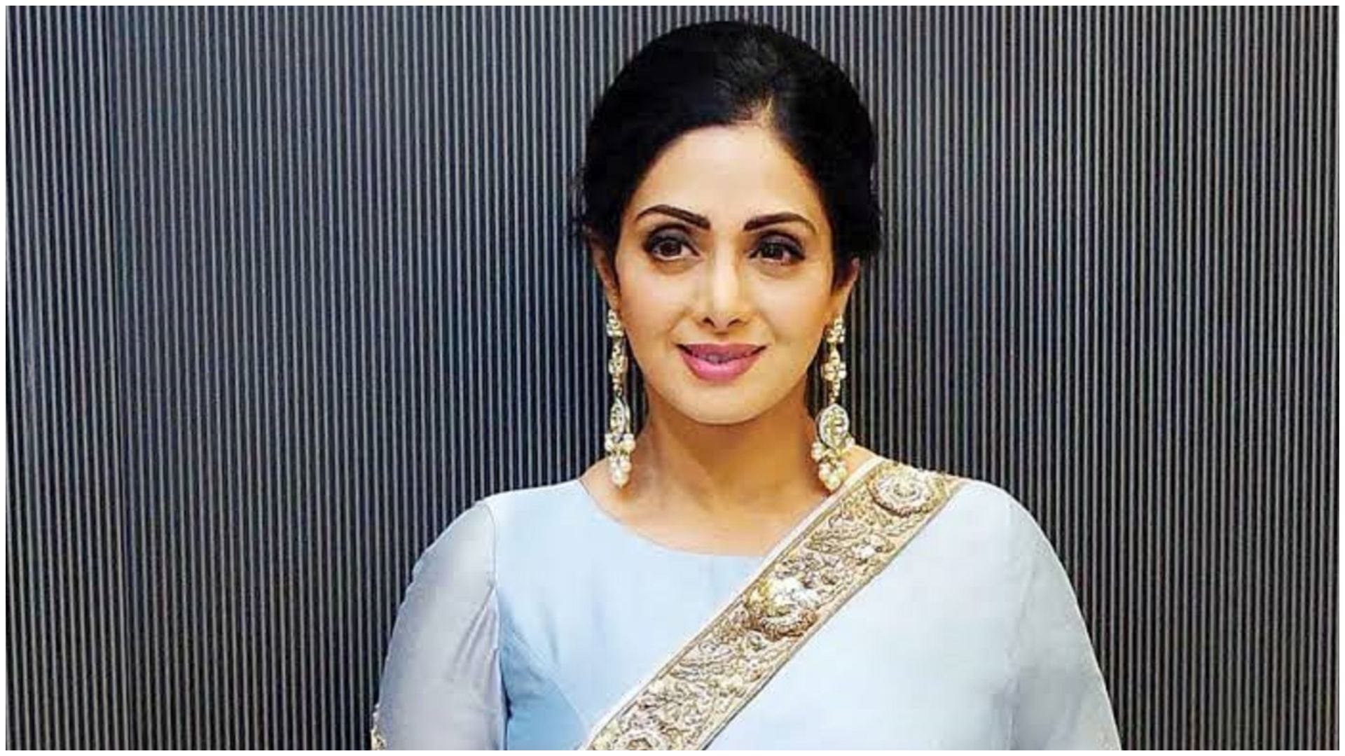 Indian Celebrities died outside India dev anand sridevi mukesh Farooq Shaikh mehmood know their death reason