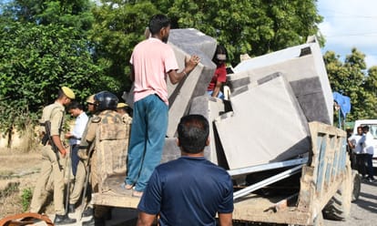 Sultanpur doctor murder case: Bulldozer rammed into criminal's house