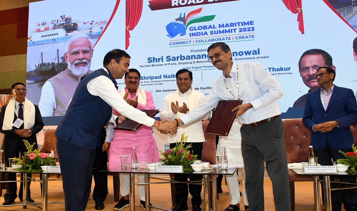 global maritime summit Road show held in varanasi Union Minister sarvanand sone wala said World class cruise