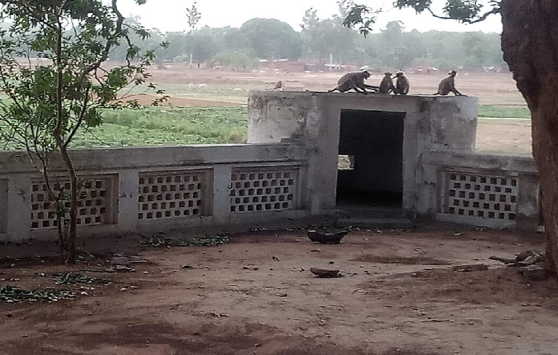 Witness of immortal love story Naugarh Fort is sinking mystery of Princess Chandrakanta is disappearing