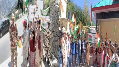 Kinnaur News: मेरी माटी मेरा देश अमृत कलश यात्रा का भव्य आयोजन, घर-घर से एकत्र की मिट्टी Grand organization of Meri Mati Mera Desh Amrit Kalash Yatra, soil collected from every house
