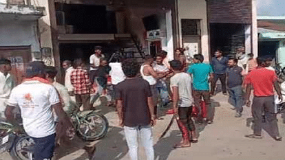 Youths attacked shopkeeper and vandalized his shop in Pilibhit