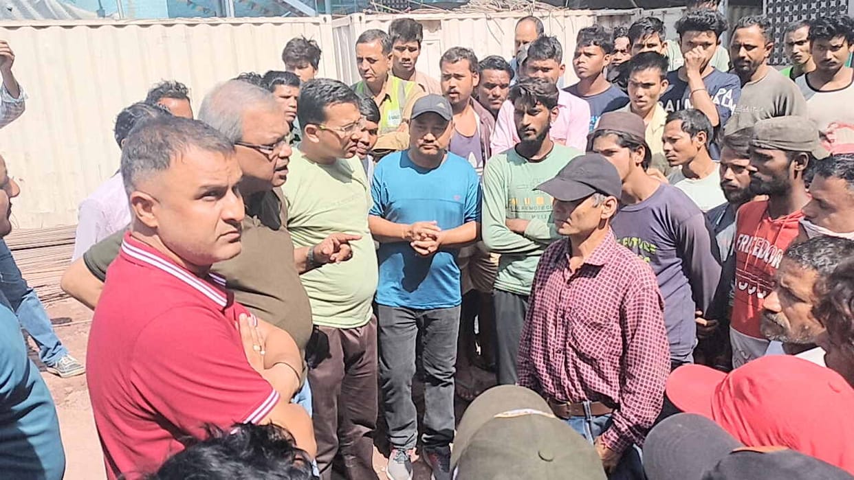 After the Kainchi Mod Tunnel accident, workers demonstrated against the company