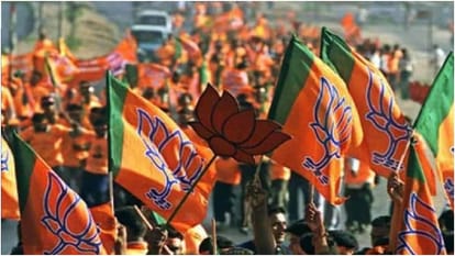 चुनाव 2023: मप्र की तरह क्या BJP राजस्थान में भी सांसद-मंत्रियों को देगी टिकट? पहली सूची में ये बड़े नाम संभव Rajasthan Assembly Election 2023 Like Madhya Pradesh BJP can give tickets to MPs and Union Ministers