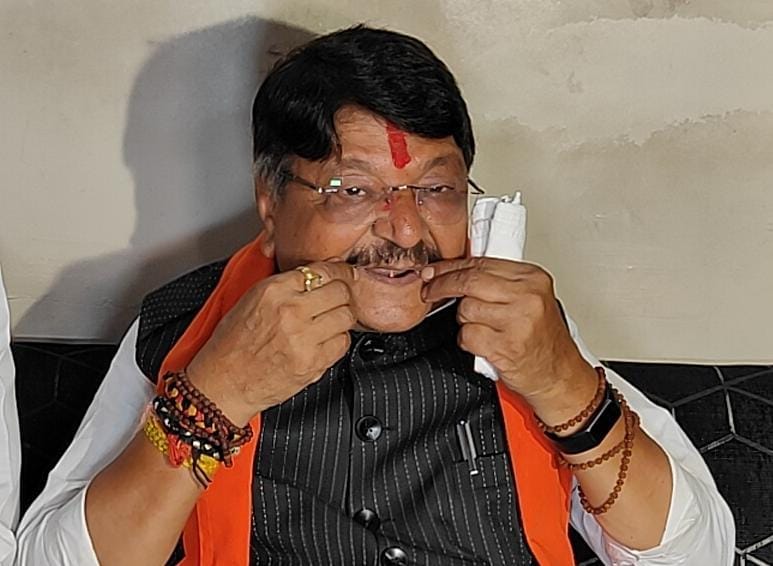 Vijayvargiya said - Akash should not face political harm because of me, hence the idea was not to contest the