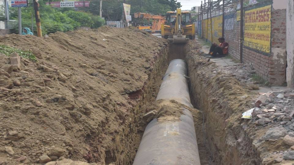 Smart City Agra Be it sewer or water projects are lying incomplete DM reprimanded