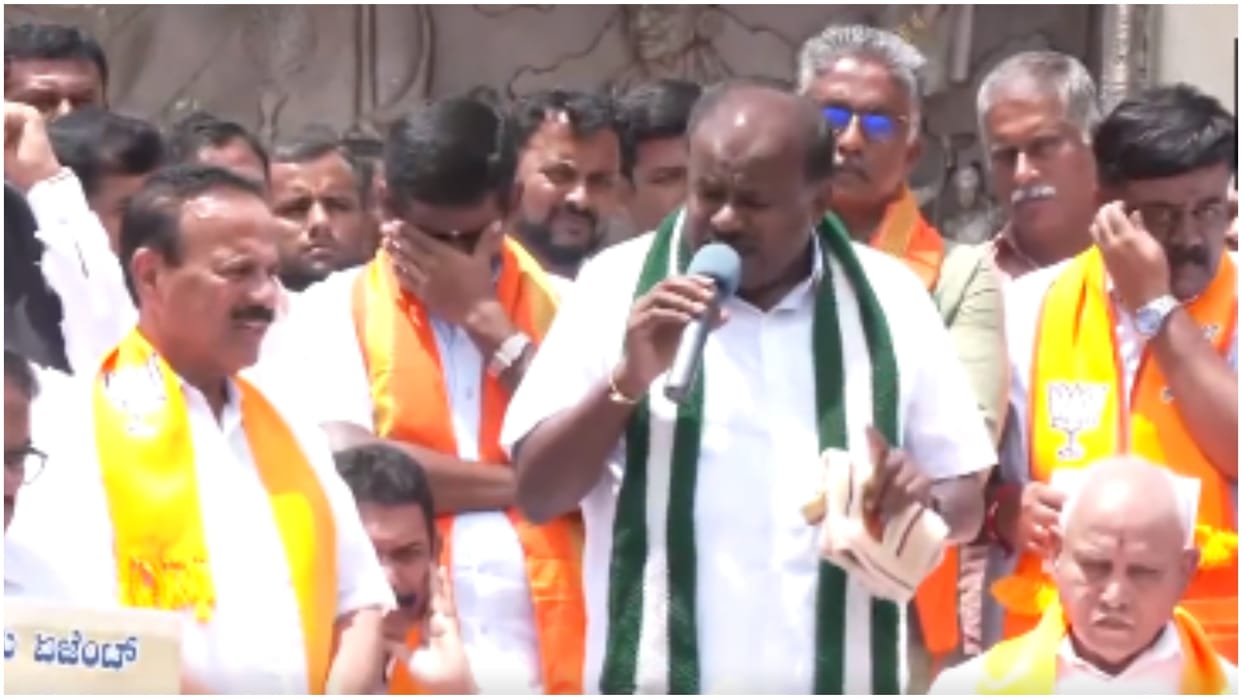 Cauvery water dispute JDS leader HD Kumaraswamy joins BJP in protest against state government