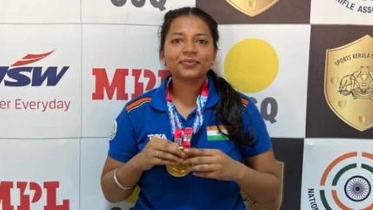 Celebration at Sift Kaur Samra's house after winning gold medal in Asian Games
