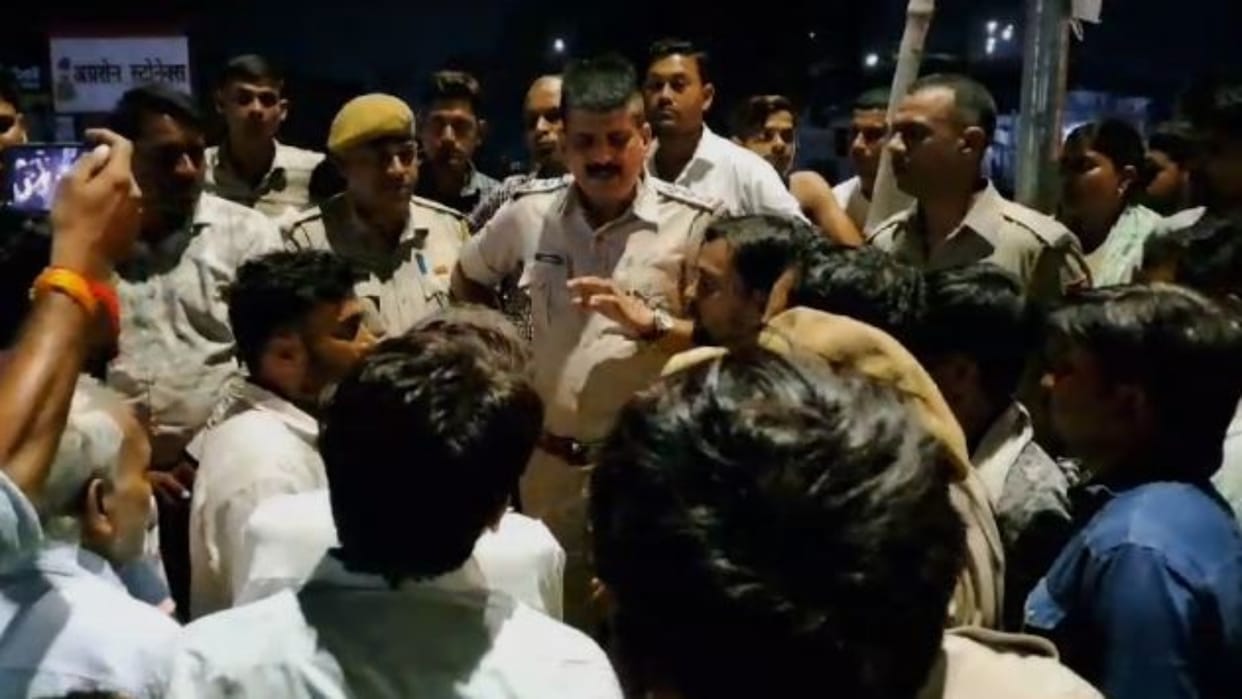 Dholpur News Woman dies during delivery three doctors accused of negligence