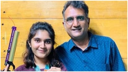 Asian Games 2023: Esha Singh Bags Two Medala in Shooting India At Age Of 18, Became National Champion at 13