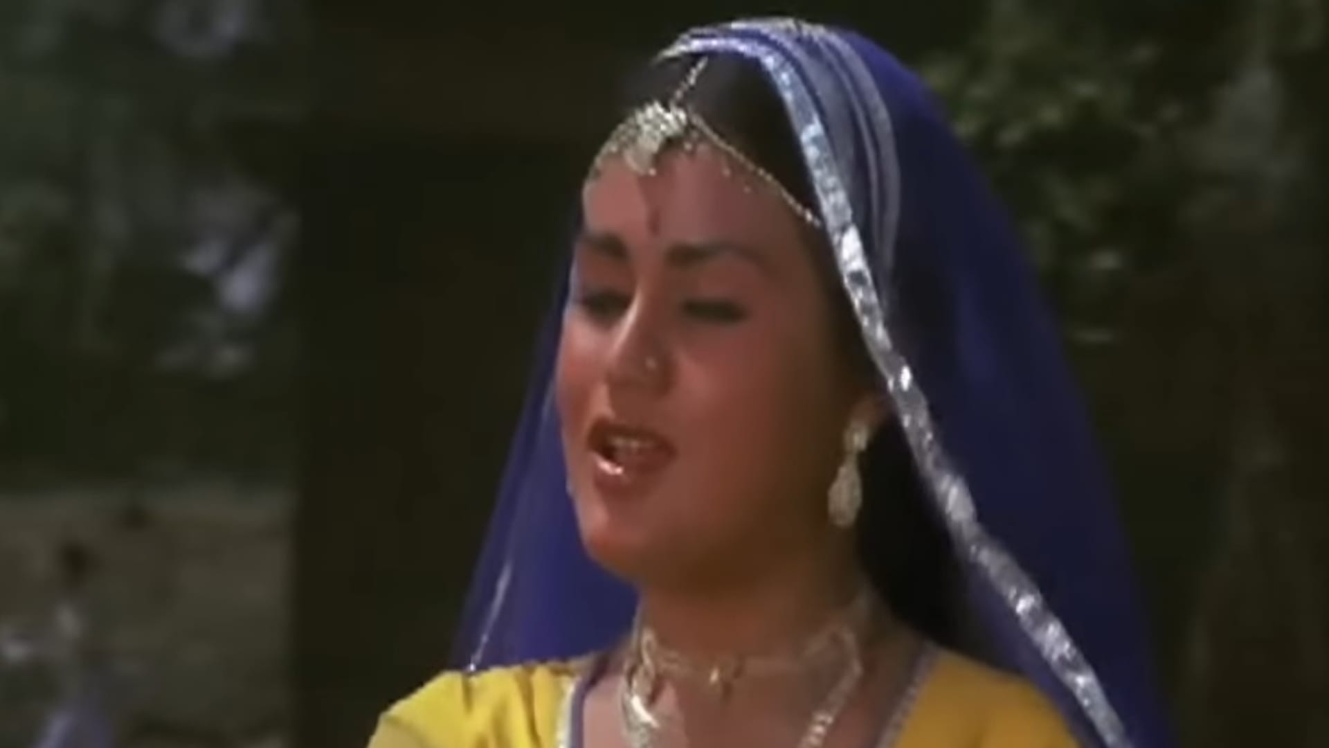 Do you remember Film Andaz Hai na bolo bolo song Child Artist Gauri Khurana Know details about her