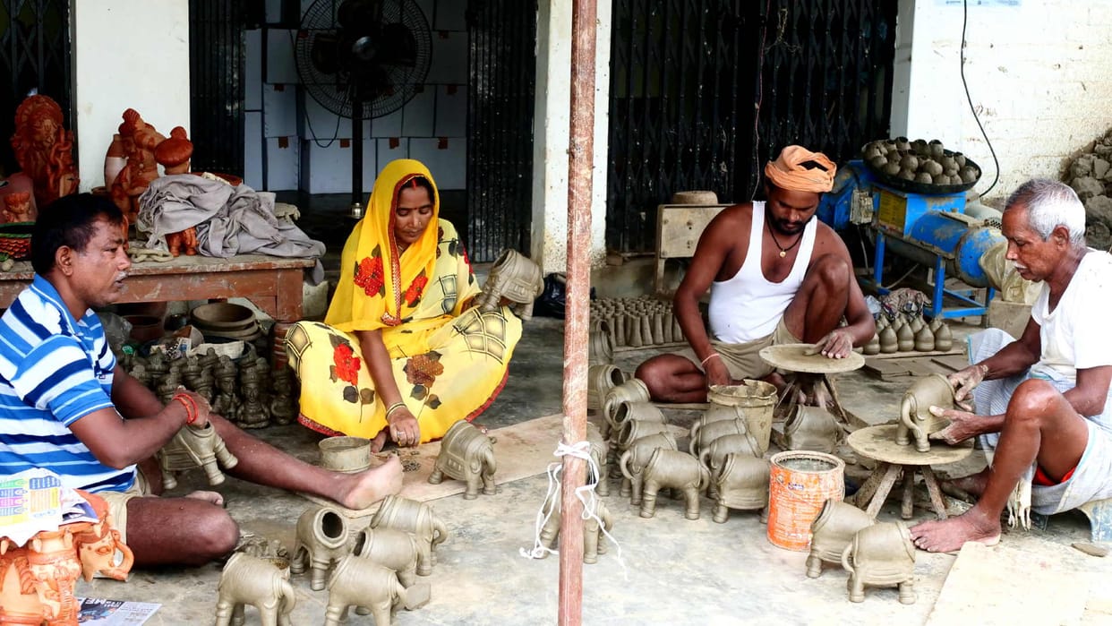 People from 20 families of Aurangabad village make terracotta idols