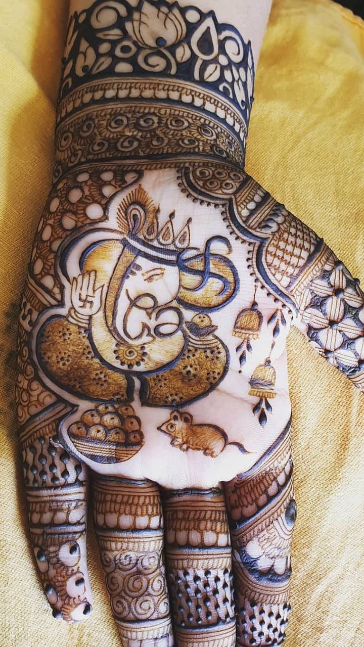 elephant #mehndiart #couple #mehndidesigns #peacock #interiordesign  #trending #Mehandi#newpost #hathi @weddingsutra @weddingwireindia @... |  Instagram