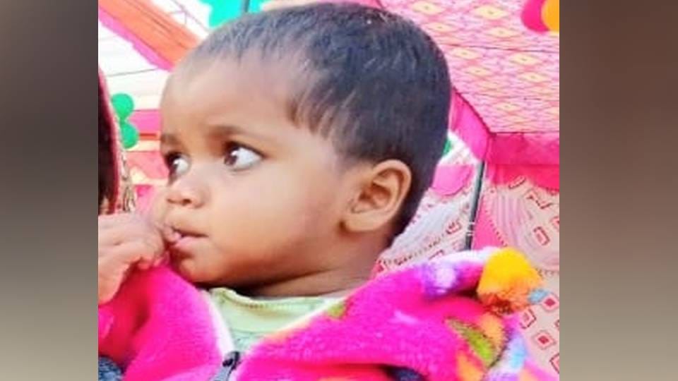 wall fell on innocent sisters In Mainpuri one died while other seriously injured
