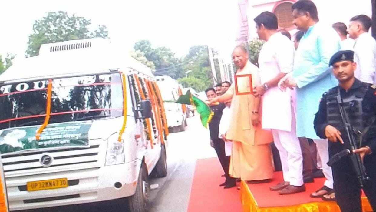 CM Yogi started Tourism Day in Gorakhpur