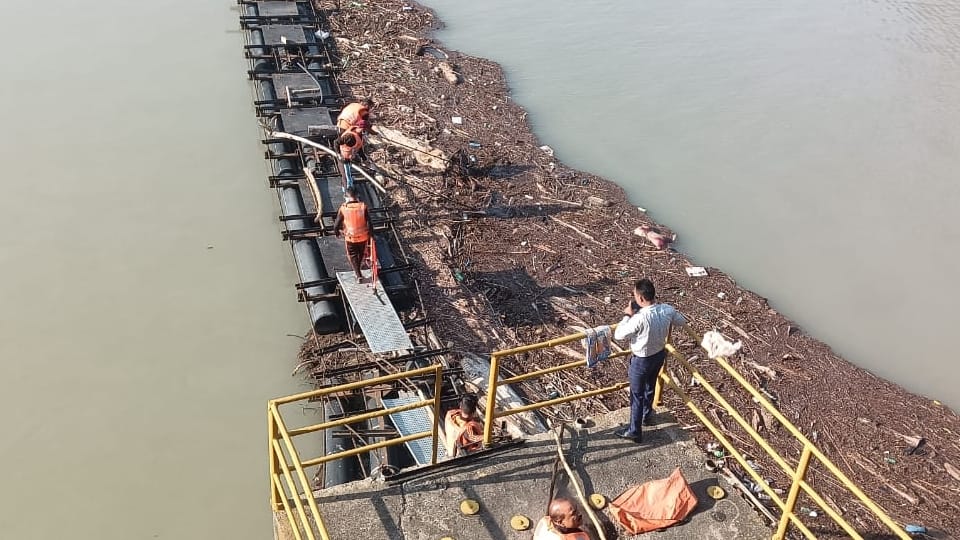 Jammu Kashmir: Dead body found in Salal Dam in Reasi police investigating.