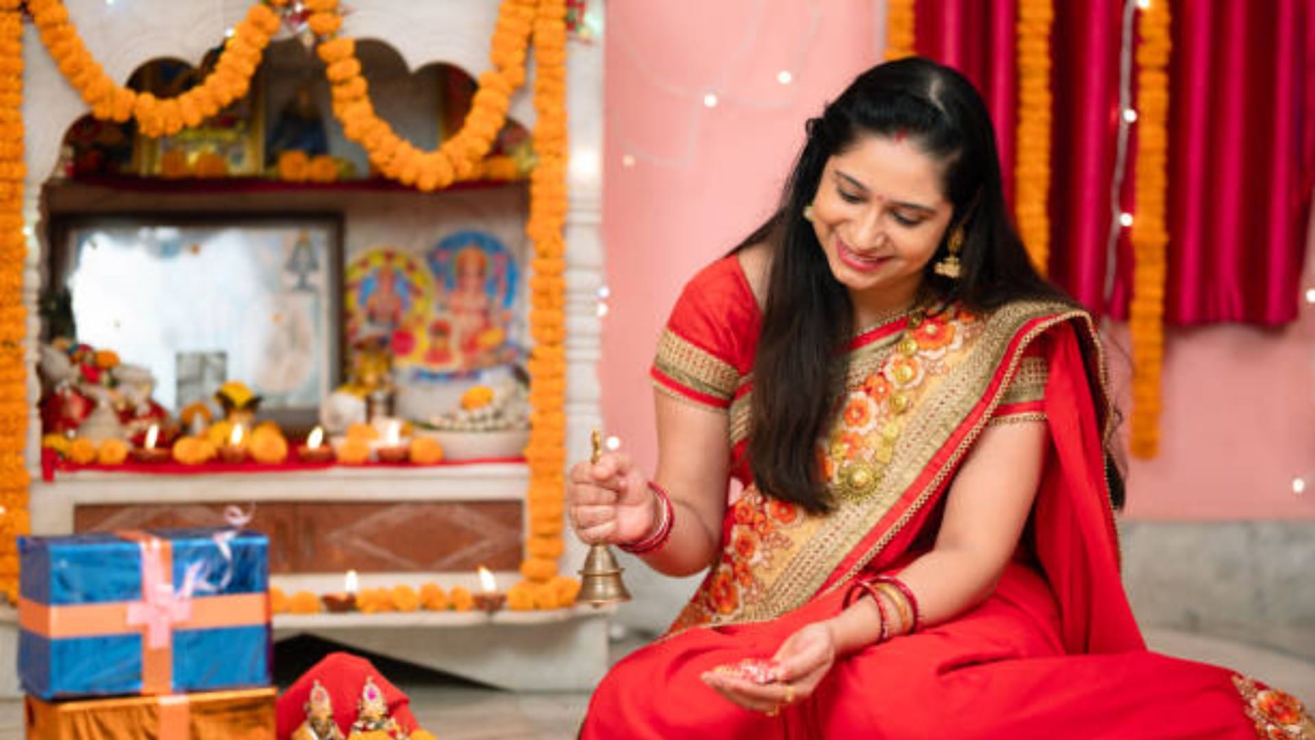 Pitru Paksha 2023 Vastu Tips Pictures Of Ancestors Should Not Be Placed In These Places In House