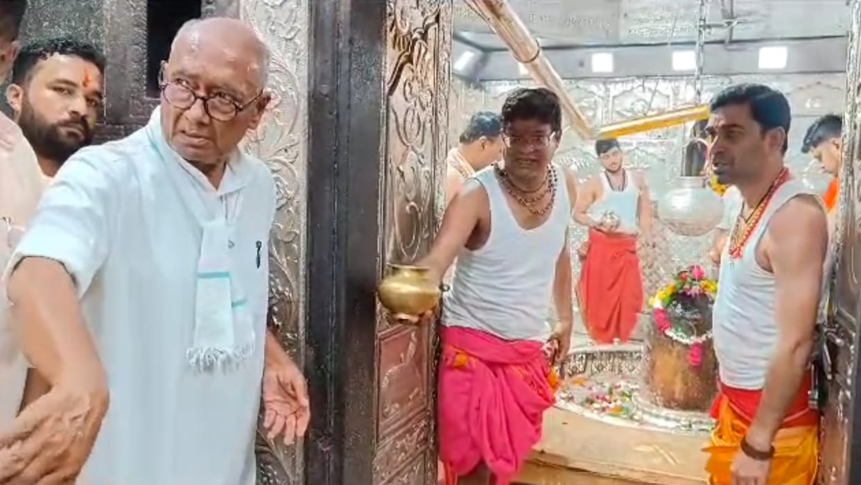 MP Election 2023: Digvijay Singh reached Ujjain, attacked Sidhaniya, said – those who are sold have been sold
