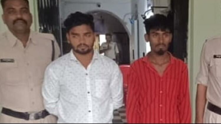 सिरफिरा आशिक: नाबालिग लड़की पर बनाया शादी का दबाव, मना करने पर युवक ने चाकू से कर दिया हमला