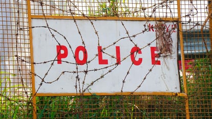 Bihar News : अनियंत्रित ट्रक ने चार लोगों को रौंदा; तीन की घटनास्थल पर दर्दनाक मौत, लोगों ने किया सड़क जाम Bihar News: Four people were crushed by an uncontrolled truck in Nawada, three died on the spot. bihar police