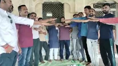MP Election 2023: Youth of Barwani took oath not to vote for Congress read more in hindi