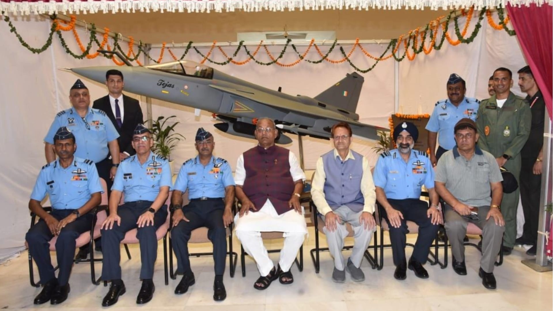Bhopal: Brave pilots of Air Force did full dress rehearsal of Air Show final show will be held on 30th Sept