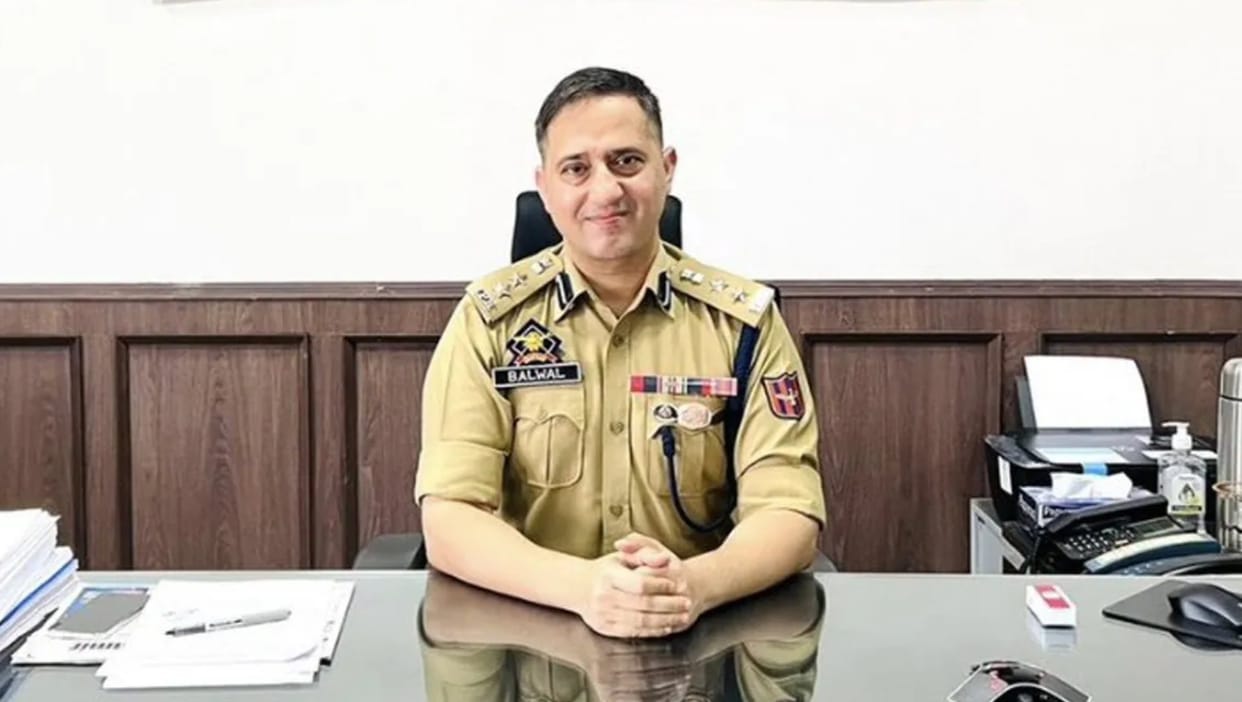 centre transfer srinagar ssp rakesh balwal to manipur after violence erupted in north east state