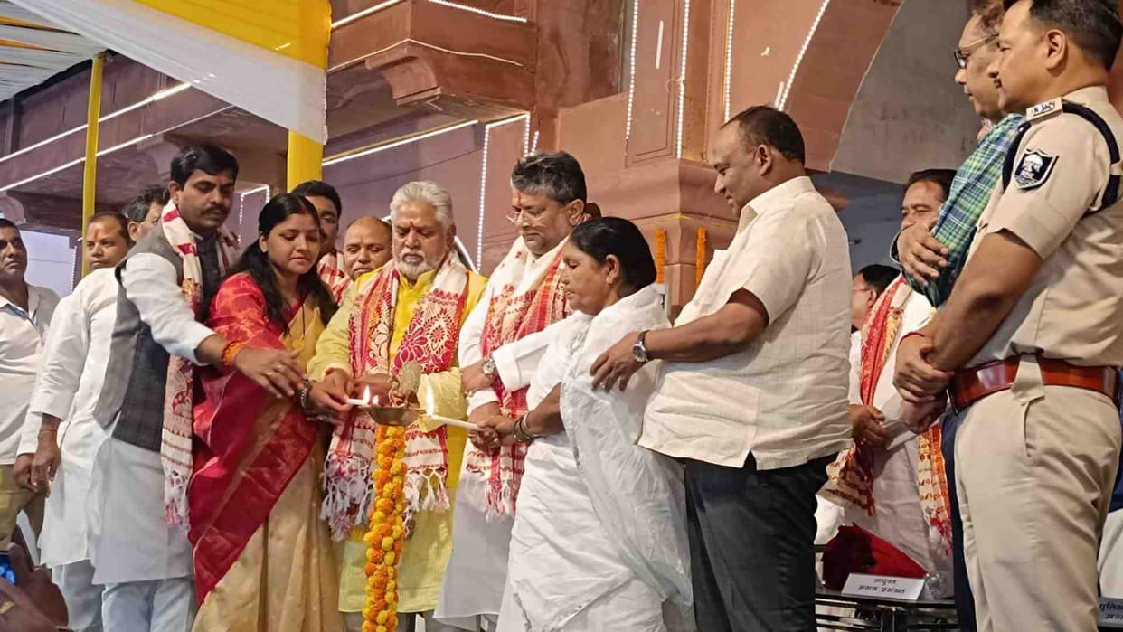 Revenue Minister Alok Mehta inaugurated the Pitru Paksha Fair in Gaya