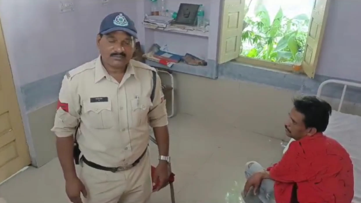 Shajapur News: Fake doctor who molested women in district hospital arrested