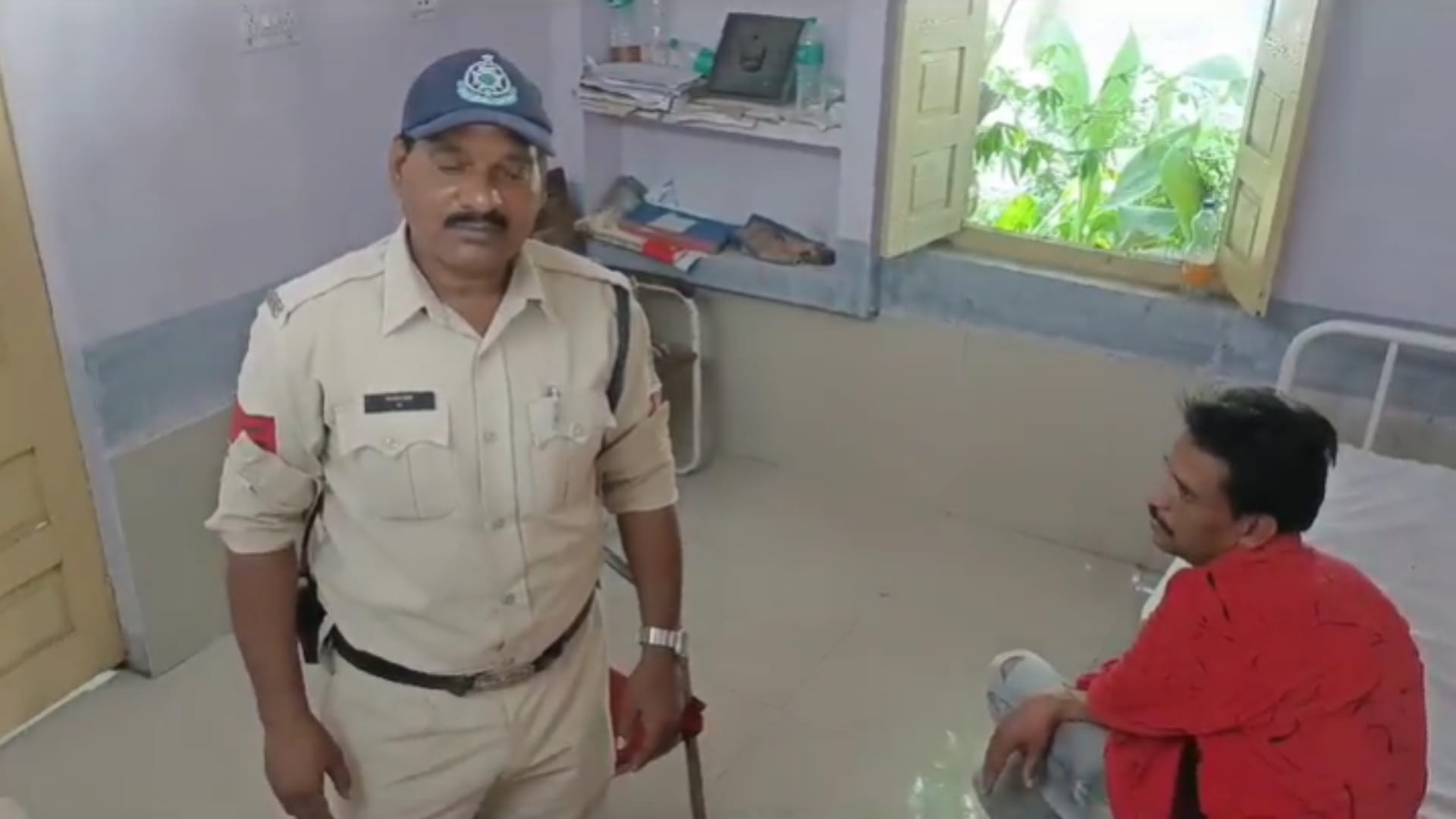 पुलिस गिरफ्त में आरोपी