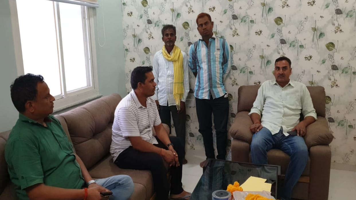 Shahdol News Sarpanch and assistant panch husband arrested for taking bribe of Rs 50 thousand