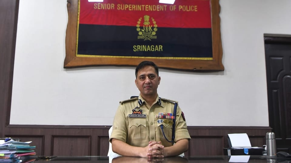 jammu kashmir news: SSP Srinagar ips Rakesh Balwal Repatriated To Manipur Cadre