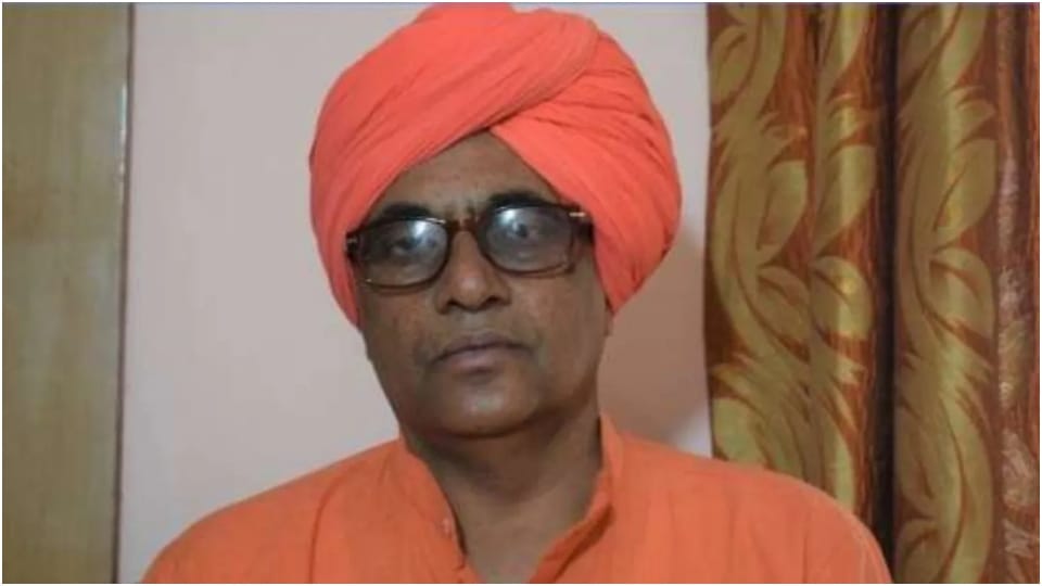 Woman threatened BJP MP from Sikar Sumedhanand Saraswati called and demanded lakhs of rupees