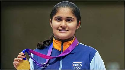 Asian Games: 17 साल की पलक गुलिया बनीं गोल्डन गर्ल, चार साल पहले ही शूटिंग चुनी, ओलंपिक पदक जीतना है सपना Asian Games 2023: 17 year old Palak Gulia wins gold, started shooting 4 years ago, dream to win Olympic medal