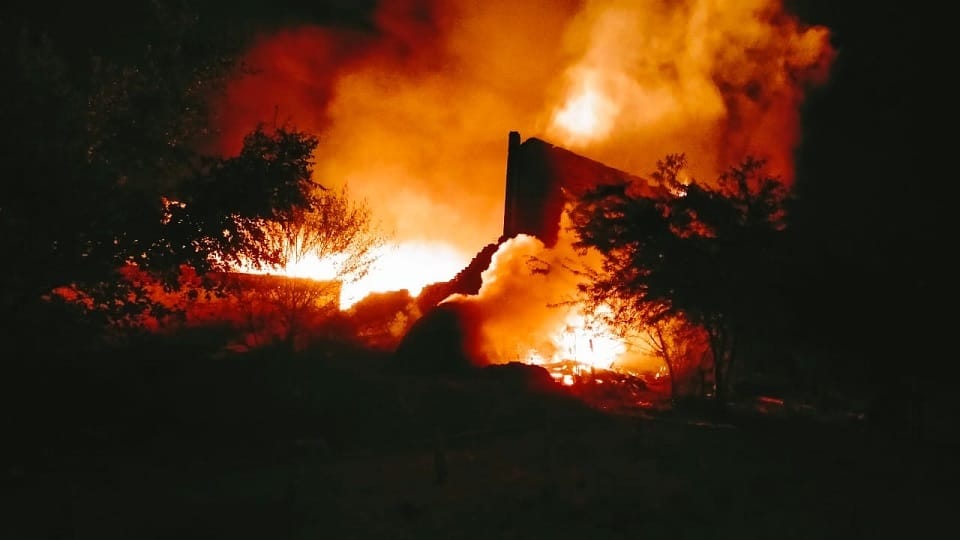 Gujarat: Fire broke out in a scrap warehouse in Valsad