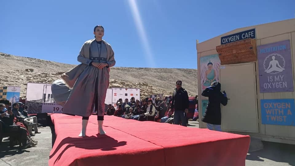 Ladakh host fashion show at Umling La world highest motorable road