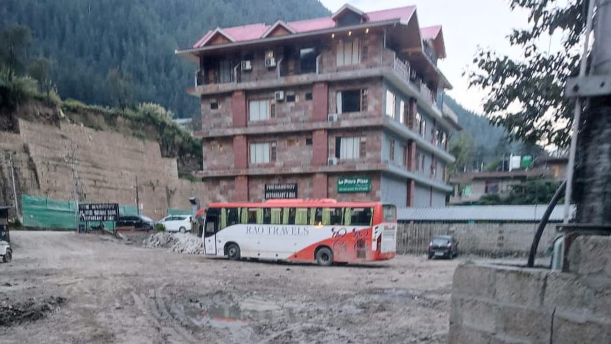 Himachal Kullu News: Volvo Bus reached kasol kullu after 83 days