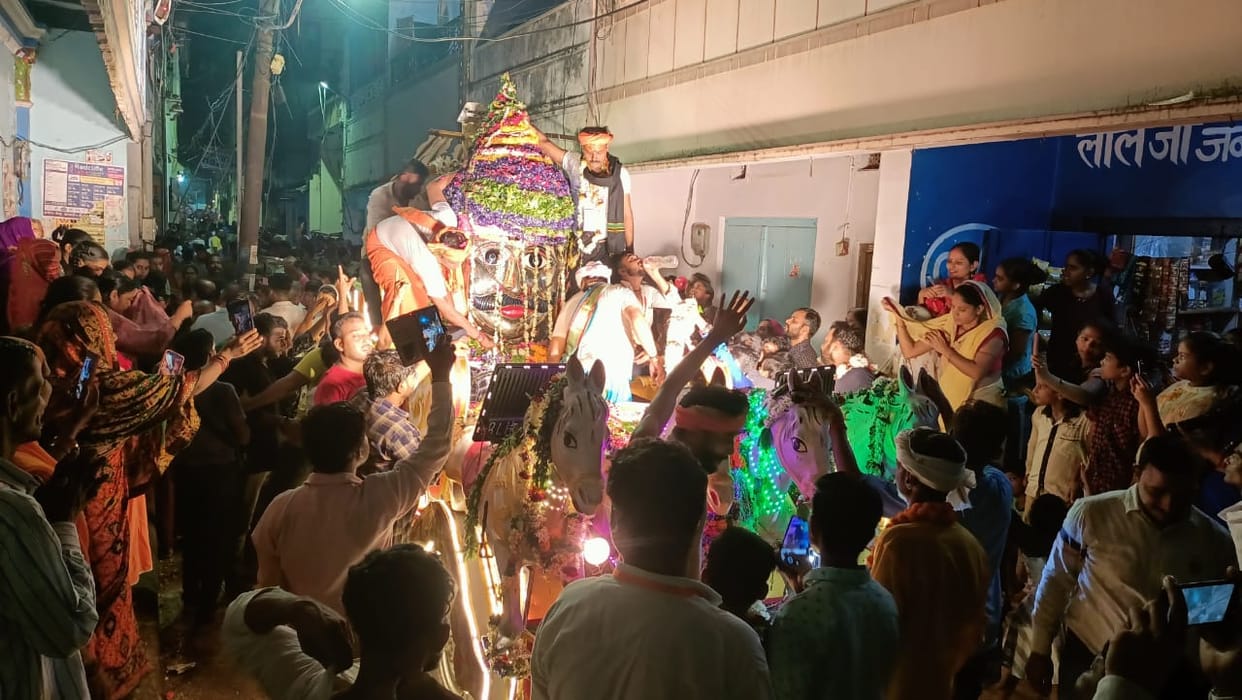Baba Latbhairav became the groom: Kashi judge Baba Latbhairav came out to marry Mata Bhairavi