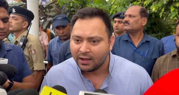 Tejashwi Yadav said- Manoj Jha is the best MP, also reacted on Chetan Anand, Anand Mohan, Lalu Yadav, Bihar