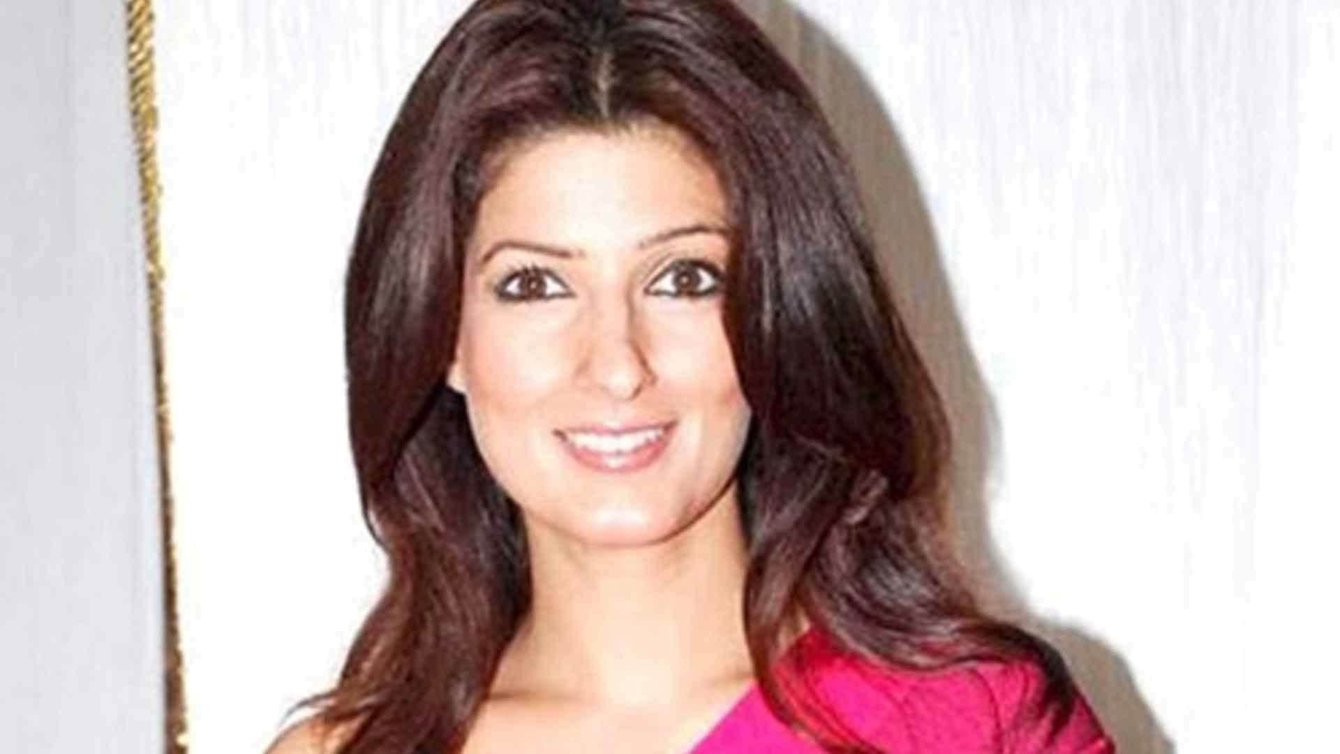 Twinkle Khanna shares her thoughts on Existential Crisis over turning 50 in her New Blog