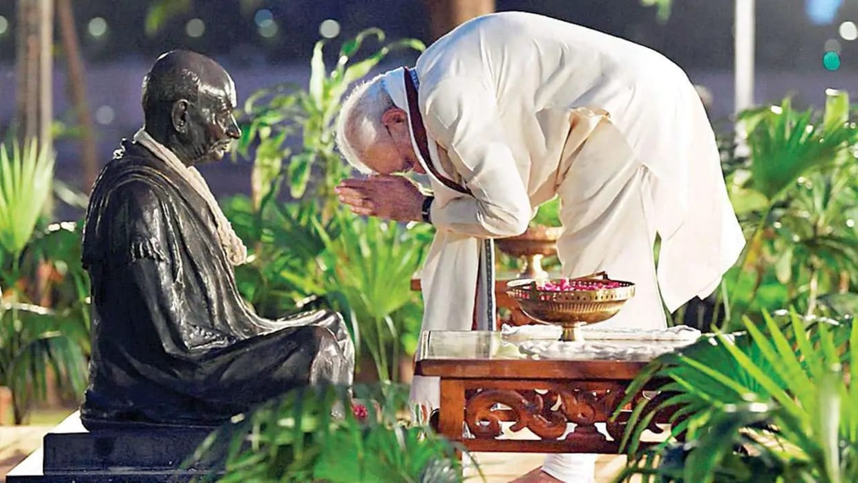 gandhi jayanti 2023 vision of mahatama gandhi and leadership of narendra modi