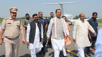 Rampur: BJP workers welcomed Deputy CM Maurya, will review development works with officers