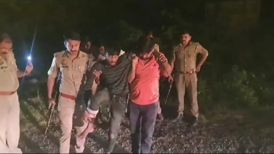 Police encounter in Mathura Panic spread due to firing two miscreants shot three arrested