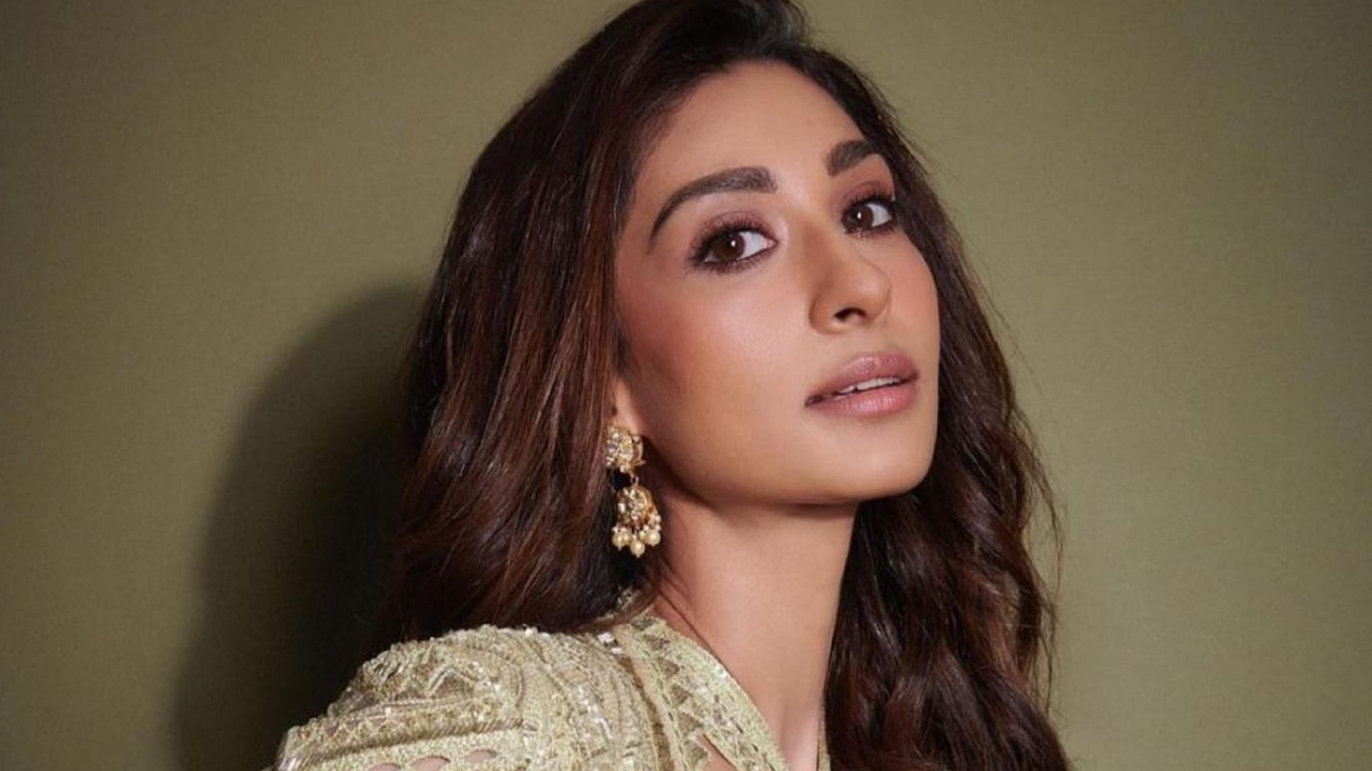 Dono Actress Paloma Dhillon Interview Actress Talks about her Debut Film and Other Things