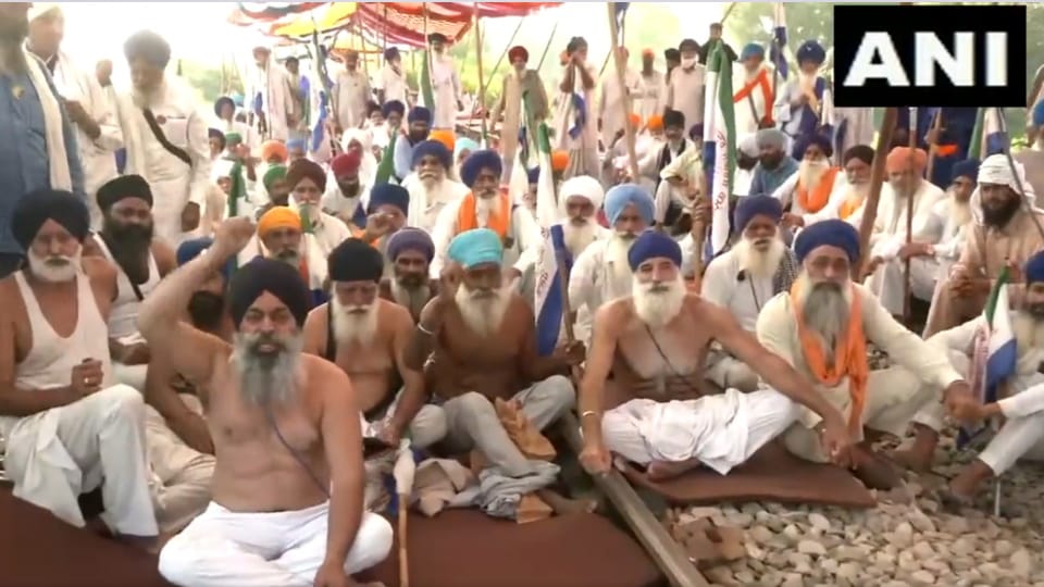 Punjab: Rail Roko agitation of Farmers ends after 3 days